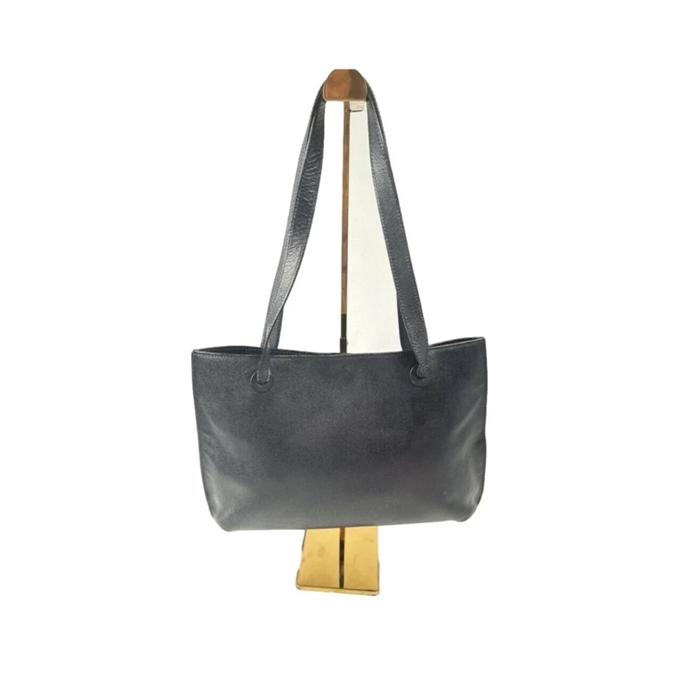 Authentic CHANEL Black Grained Calfskin Shopping Tote - Picture 3 of 15